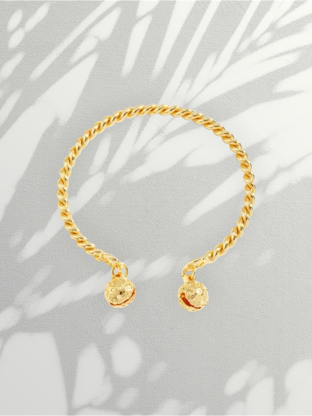 ✨ Vintage-Inspired Gold Color Twisted Cuff Bracelet ✨